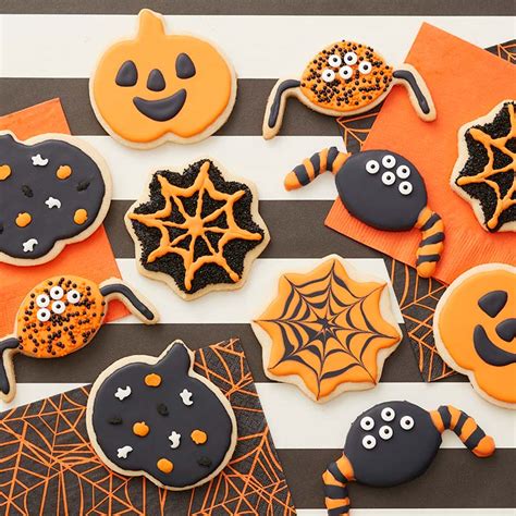 15 Halloween Cookie Decorating Ideas | Wilton's Baking Blog | Homemade ...