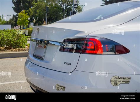 California clean air vehicle hi-res stock photography and images - Alamy