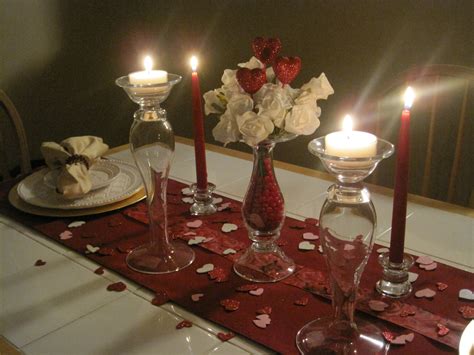 20+ Romantic Dinner Decoration Ideas At Home – HomeDecorish