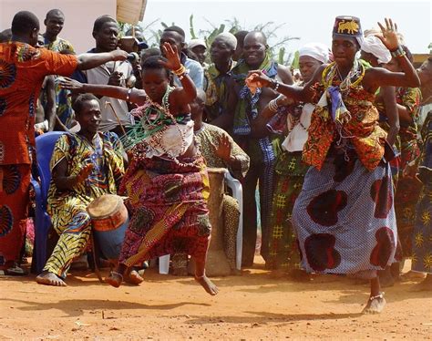 Traditional Culture Benin Dance Voodoo Drumming-12 Inch By 18 Inch ...