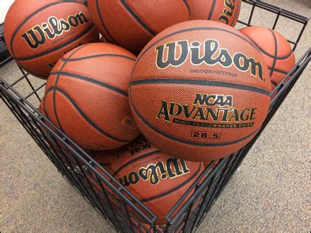 Wilson® Square Basketball Bulk Bin | Fixtures Close Up: Retail–POP