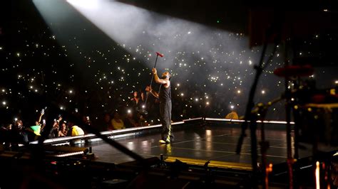 Burna Boy Plays First Ever Los Angeles Stadium Performance