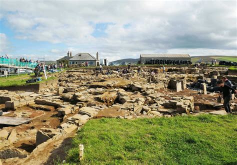 Maeshowe Chambered Cairn - Discover Orkney's Finest Neolithic Tomb