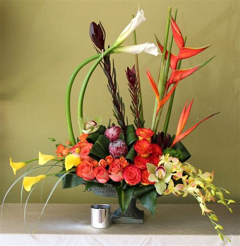 Send the tropical garden bouquet of flowers from Amore dolce flowers in Montebello, CA. Local ...