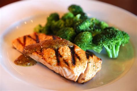 Bullfish Grill - Salmon | Dinner restaurants, Dinner, Grilled salmon