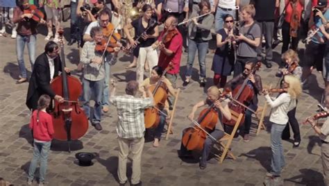 flashmob-nurnberg-2014-ode-to-joy-beethoven-philharmonic-orchestra-3