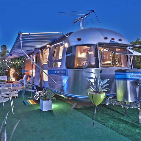 Favorite Airstream & Trailer Homes | Airstream trailers, Vintage camper ...