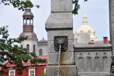 Old Quebec Features Unique Architecture and Cultural Influences