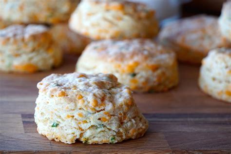 Easy Buttermilk Biscuits - Weekend at the Cottage