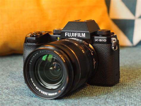 Fujifilm X-S10 Review - GearOpen.com