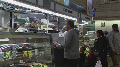 West Side Market vendors talk new management | wkyc.com