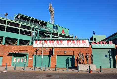 Fenway Park: The Complete Guide