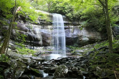 Top 4 Hikes in the Smoky Mountains with Waterfalls