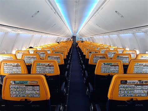Review: Ryanair Bucharest to Chania (Boeing 737-800) - Paliparan