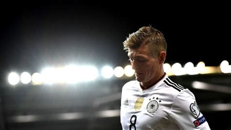 Real Madrid Enforcer Toni Kroos to Have Documentary of His Life Made by Emmy-Winning Director ...