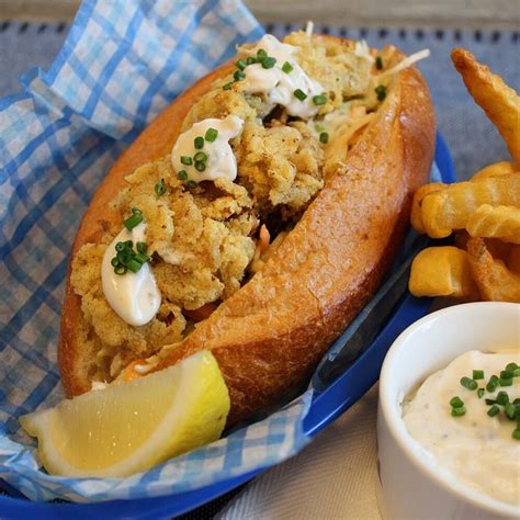 Pan-Fried Yaquina Bay Oyster Sandwich with Tangy Buttermilk Coleslaw ...