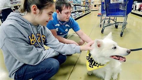 Program brings hope to inmates and animals at Roxbury Correctional Institution