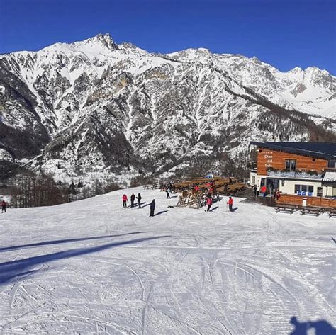 Bardonecchia Ski Resort Guide | Snow-Forecast.com