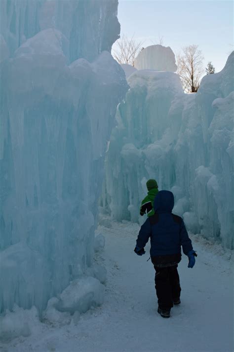 Ice Castles in Lincoln New Hampshire - Mommy's Fabulous Finds