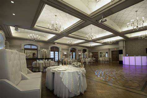 Larkfield Manor - East Northport, NY - Wedding Venue