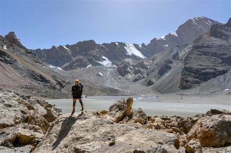 Premium Photo | Tourists in the mountains of tajikistan