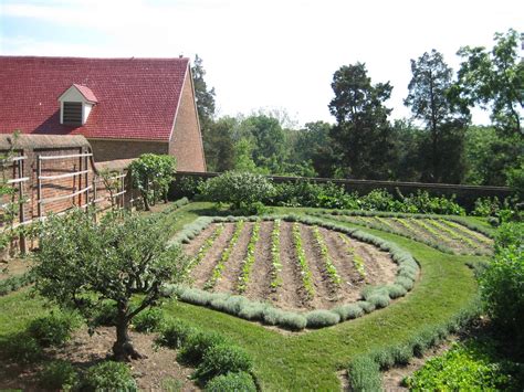 Mount Vernon Gardens Ohio - Beautiful Flower Arrangements and Flower Gardens