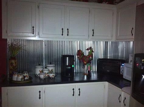 20+30+ Old Barn Tin Backsplash – HOMYRACKS