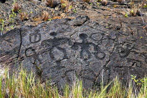 The Best Places to See Petroglyphs on Hawaii's Big Island