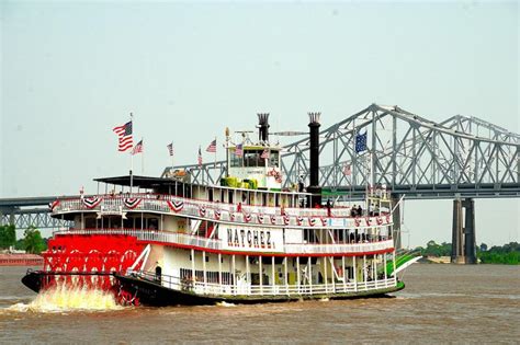 Steamboat Natchez Sunday Jazz Cruise | New Orleans Riverboat Tours | Livery Tours