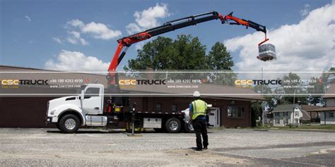 Knuckle Boom Cranes: Dynamic Lifting Solutions on Truck Beds – Tow Crane