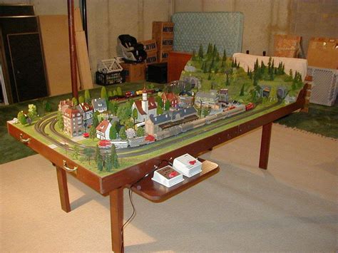 4X8 Marklin HO Scale Layout Model Train Image 1 | Model trains, Model ...