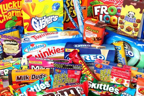 Are These Classic American Snacks Overrated? | Halloween store, American snacks, Milk duds