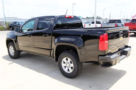 New 2020 Chevrolet Colorado 2WD Work Truck Crew Cab Pickup in Humble #02060055 | Robbins Chevrolet