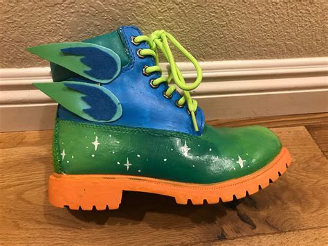 I made irl Terraspark Boots! : Terraria