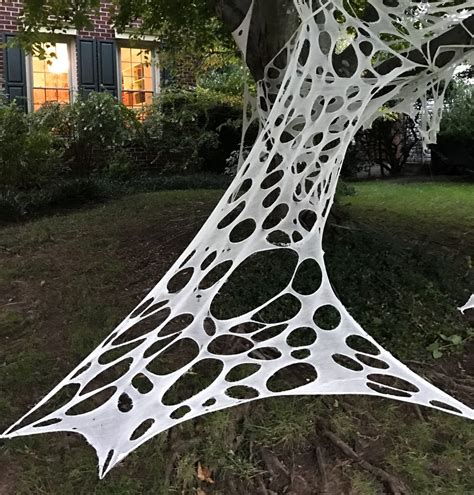 How To Make Giant Halloween Spider Webs - South Lumina Style