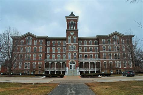 Lake Erie College-College Hall | ©PhotographyByMichiale. All… | Flickr