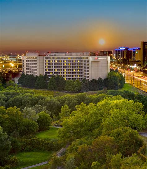 Toronto Airport Marriott Hotel, Toronto ON | Ourbis