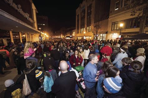 Downtown Greensboro welcomes the holiday season | Blog: Go Triad - A&E Extra | greensboro.com