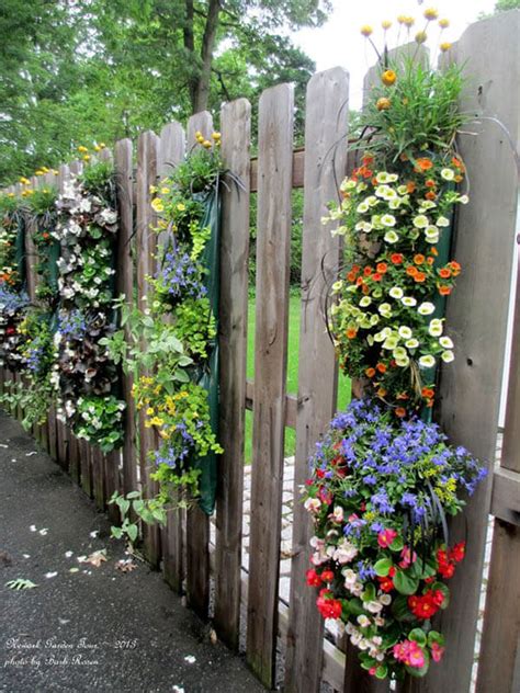 17 Creative Garden Fence Decoration Ideas – Design Swan