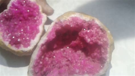 BEAUTIFUL MINERALS PINK QUARTZ GEODE - YouTube