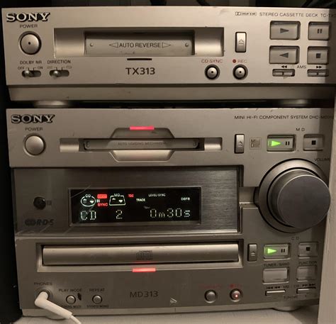 My second minidisc recorder, a hifi for £10 :D : r/minidisc