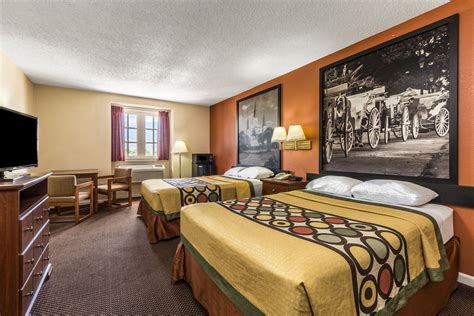 Super 8 by Wyndham New Orleans | New Orleans, LA Hotels