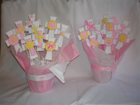 CRAF-T BEE: COMMUNION CENTERPIECES