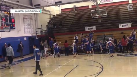 This kid's buzzer-beater got his teammates and the internet all fired ...