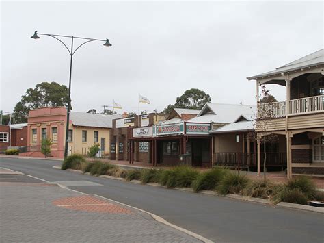 Mount Barker, WA - Aussie Towns