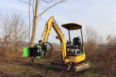 Excavator Tree Shear - Excavators up to 25 tons!