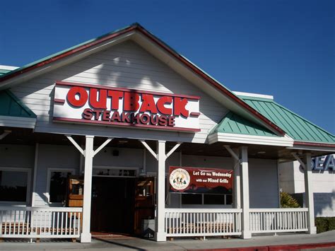 Outback Steakhouse’s new app allows diners to pay from their iPhone