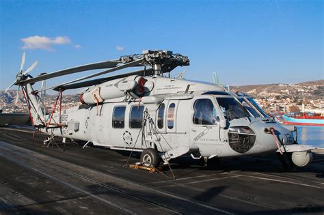 MH-60S "Knighthawk" USS Dwight D. Eisenhower | Military helicopter, Helicopter, Uss chicago