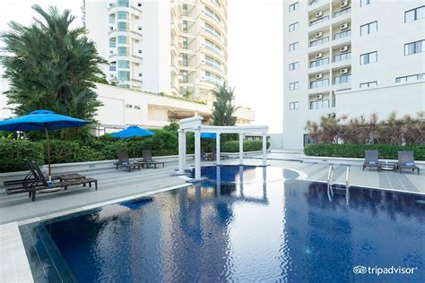 AC Hotel by Marriott Penang Pool: Pictures & Reviews - Tripadvisor