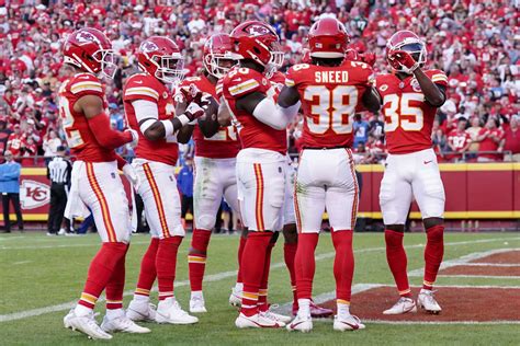 Kansas City Chiefs' Defense Shines as One of the NFL's Best This Season ...